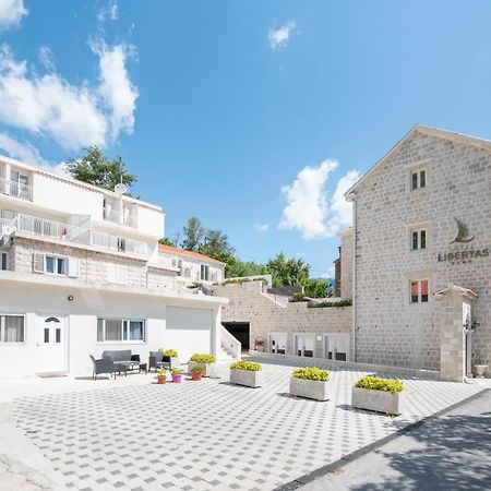 Seafront Apartment Kotor Ngoại thất bức ảnh